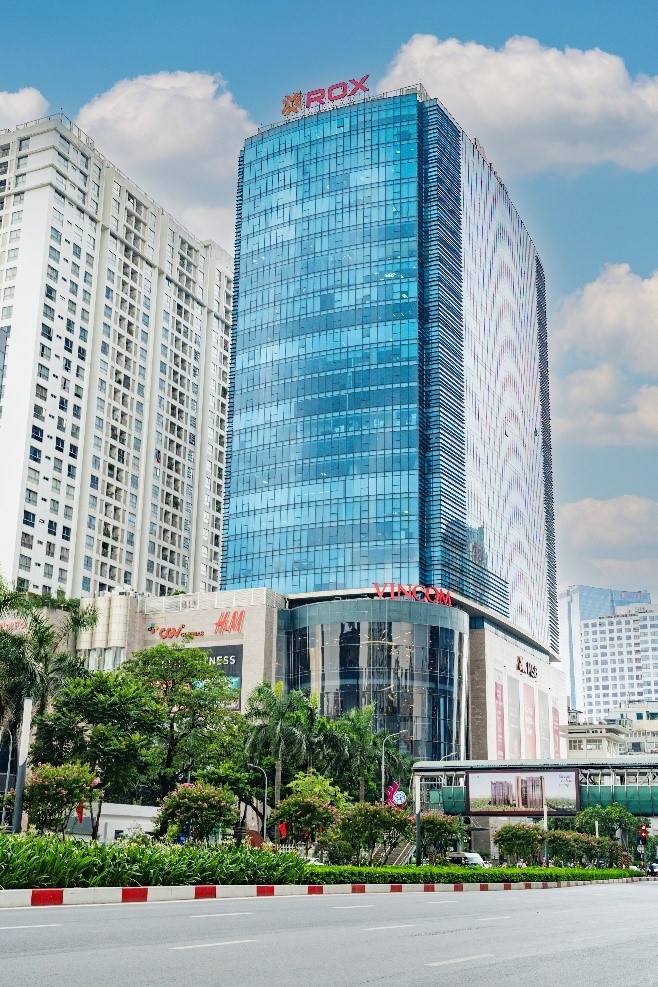 toa nha tren duong nguyen chi thanh doi ten thanh rox tower hinh anh 1