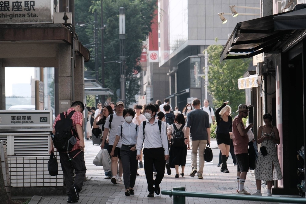 vi sao nhieu dn hang tram nam tuoi o nhat ban lam vao canh pha san hinh anh 2