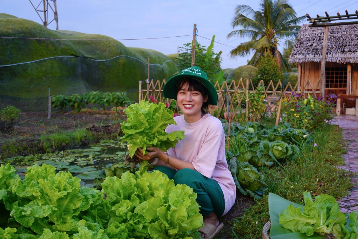 chuyen nguoc gio cua co nang nong dan gen z hinh anh 1