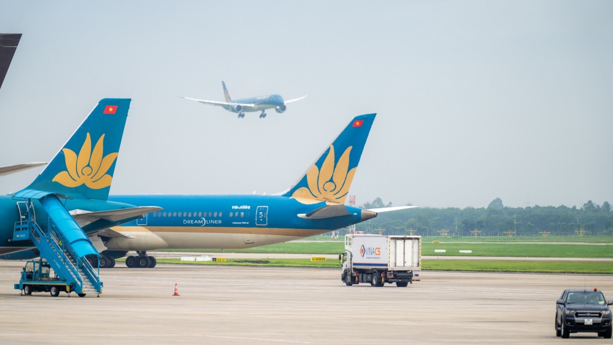 vietnam airlines cong bo lai hon 5.600 ty dong trong nua dau nam hinh anh 1